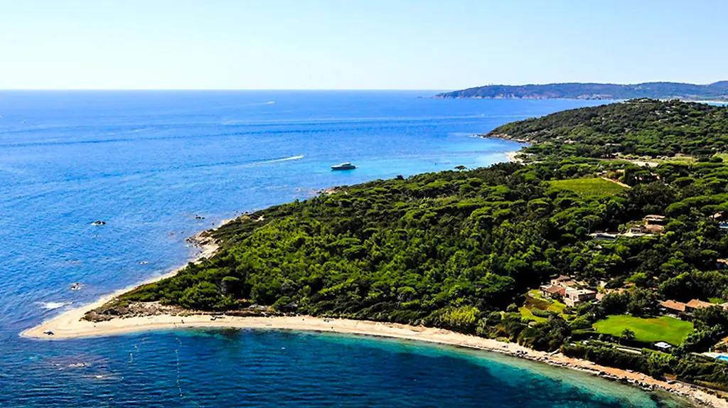 La Moutte : Plage Enchantée de Saint-Tropez