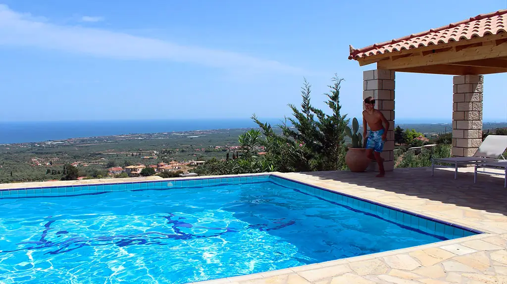 L'Immobilier à Saint-Tropez : Un Marché d'Exception