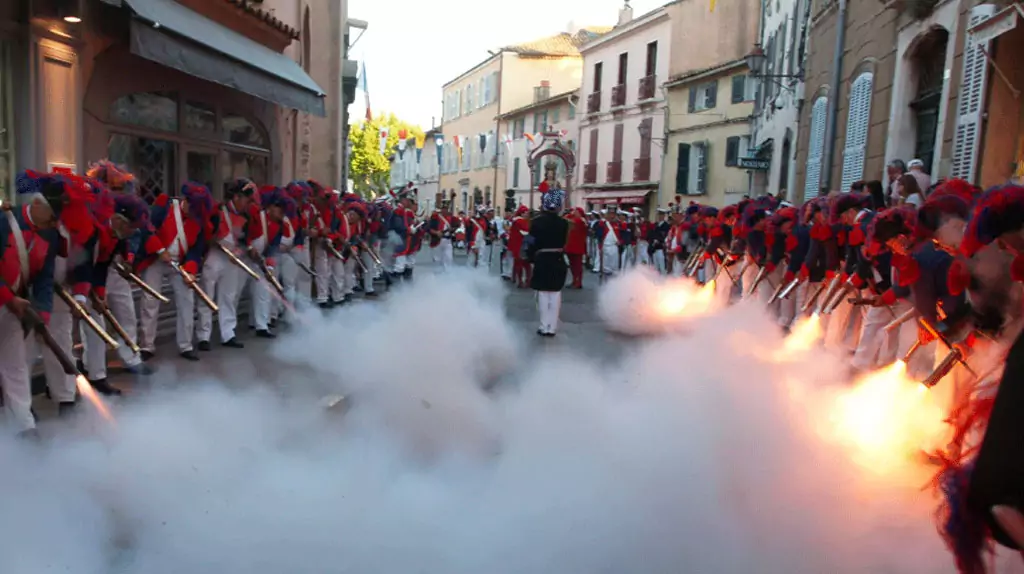 La Bravade de Saint-Tropez : Une Tradition Héroïque et Festive