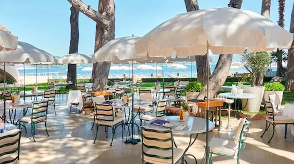 Restaurant, La Vague d'Or au Cheval Blanc St-Tropez